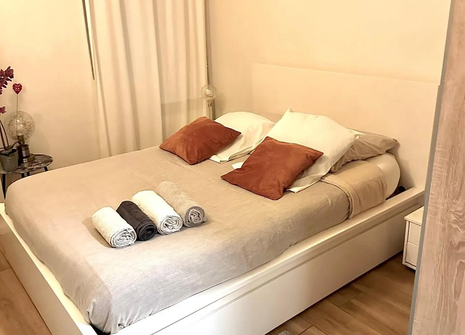 Appartement Vieux-Port, Avec Garage Prive à Marseille